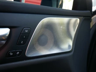 Volvo V60 Volvo V60 2.0 T8 Twin Engine AWD Polestar Engineered bowers & wilkins FULL OPTION - afbeelding nr 8
