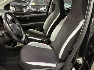 Toyota Aygo Toyota Aygo 1.0 VVT-I X-PLAY Navigatie Airco Camera Apple carplay Multimedia - afbeelding nr 10