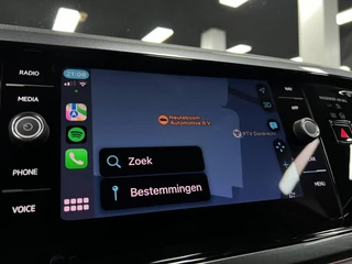 Volkswagen Polo Volkswagen Polo 1.0 TSI R-LINE | Clima | Navi| Carplay|116PK - afbeelding nr 18