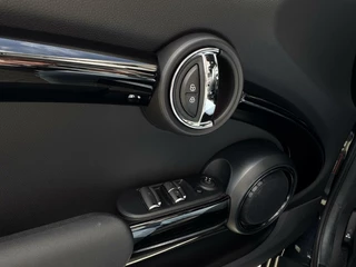 MINI Cooper S Cabrio Mini Cooper S 2.0 Automaat-7 Cabrio Sidewalk Edition - afbeelding nr 31