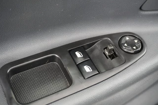 Peugeot Expert Peugeot Expert 229 2.0 HDI L2 Dubbele Cabine 6-Persoons - afbeelding nr 20