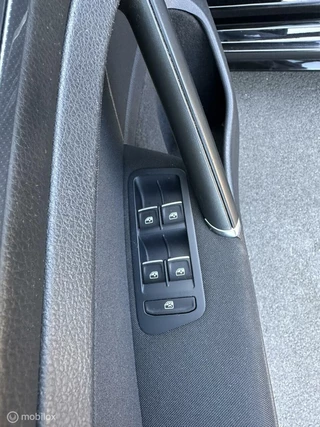Volkswagen Golf Volkswagen Golf 1.0 TSI 2X R-Line vol! CLIMA*ADAPCR*CARPLAY* - afbeelding nr 32