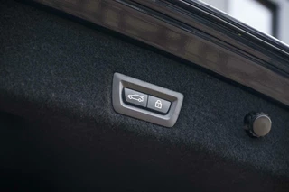 BMW 7 Serie BMW 7-serie 750i xDrive M Sport B&W Massage 360c 21'' Laser - afbeelding nr 63