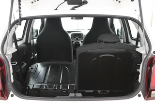 Peugeot 108 Peugeot 108 1.0 e-VTi Access | Airco | 5-deurs! | Bluetooth - afbeelding nr 35