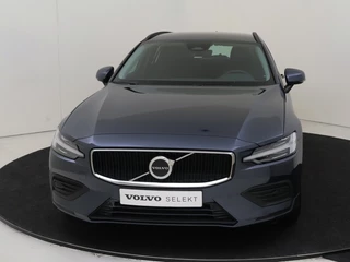 Volvo V60 Volvo V60 B3 Essential Edition | Trekhaak | Dodehoekdetectie | - afbeelding nr 3