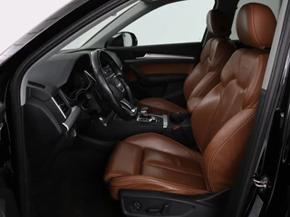 Audi Q5 Audi Q5 2.0 TDI quattro Sport | Leder | Stoelverwarming |  Trekhaak | Virtual Cockpit | Navigatie | Keyless | Xenon | Elektrische stoelen | Climate control | Parkeerhulp | Cruise control - afbeelding nr 4