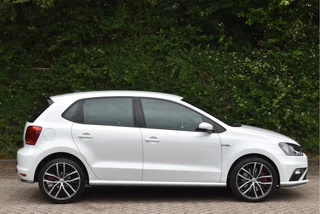 Volkswagen Polo Volkswagen Polo 1.8 TSI GTI 192 PK Executive | NL-Auto | Camera | Carplay | Cruise Contr | Climate Contr | Netjes | Origineel - afbeelding nr 25