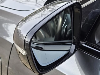 BMW 3 Serie BMW 3-serie Touring 330e xDrive M SPORT | PANORAMA | LASER | DRIVING ASS. PROF | HARMAN KARDON | - afbeelding nr 13