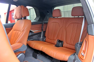 BMW X7 BMW X7 M50i High Executive Sky Lounge | M-sport | Bowers en Wilkins - afbeelding nr 16