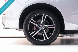 Volvo XC60 Volvo XC60 2.0 Recharge T8 AWD R-Design 390 pk | Trekhaak | Schuifdak | Dealer onderhouden | Camera | DAB | Stoel + stuurwiel verwarming | rijklaar incl garantie | - afbeelding nr 47