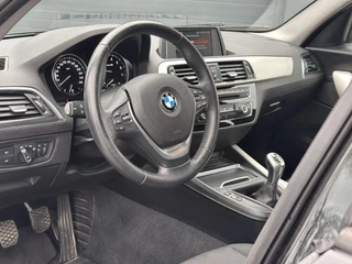 BMW 1 Serie BMW 1-serie 118i Executive 1e Eigenaar,Airco,Cruise,Stoelverwarming,PDC Achter,Bluetooth,6-bak,LM Velgen,APK tot 09-2026 - afbeelding nr 9