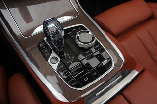 BMW X7 BMW X7 M50i High Executive Sky Lounge | M-sport | Bowers en Wilkins - afbeelding nr 39