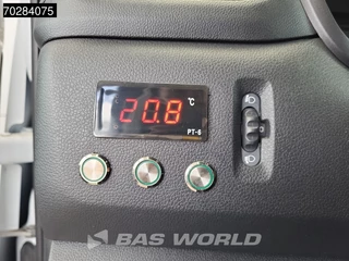 Renault Master Renault Master 165PK Paardenwagen Hengstenuitvoering Navi LED Trekhaak Airco Cruise Camera Euro6 Horsetruck 15m3 Airco Trekhaak Cruise control - afbeelding nr 22