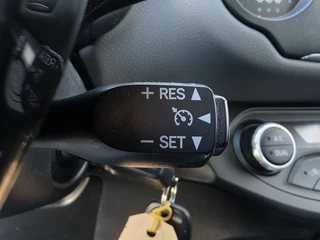 Toyota Yaris Toyota Yaris 1.5 Hybrid Asp, Camera! Nwe Apk! Zondag OPEN! - afbeelding nr 19