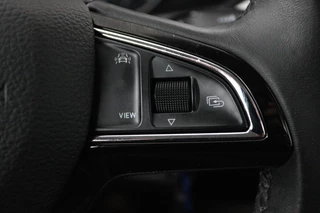 Škoda Superb Skoda Superb Combi 1.5 TSI ACT Ambition Business (PANORAMADAK, STOELVERWARMING, TREKHAAK, ELEKTR STOELEN, NAVIGATIE, NL-AUTO) - afbeelding nr 8