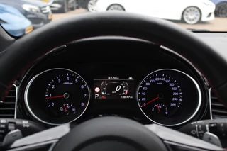 Kia ProCeed Kia ProCeed 1.6 T-GDI GT / Panoramadak / Camera / Leder&Alcantara / 18'' / Keyless / JBL / DAB / Sideskirts / Stuurverwarming / Stoelverwarming / DAB / Dodehoek / ACC - afbeelding nr 17