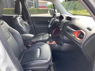Jeep Renegade Jeep Renegade 1.4 MultiAir Opening Edition Leer Navigatie keyless entry Pdc 18