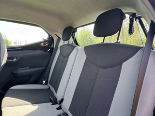 Toyota Aygo Toyota Aygo 1.0 VVT-i x-play |Climate|Cruise|Camera|Carplay - afbeelding nr 8