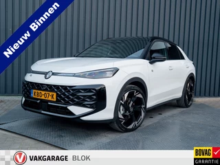 Volkswagen T-Roc 1.5 eTsi R-Line First Edition | Black Style | 360 Camera | Head Up | Elk. A-klep | IQ Light |