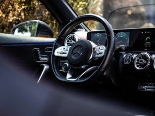 Mercedes-Benz A-Klasse Mercedes A-klasse A200 AMG|PANO|BURMESTER|CAMERA|18'|CARPLAY - afbeelding nr 21