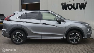 Mitsubishi Eclipse Cross Mitsubishi Eclipse Cross 2.4 PHEV Panoramadak | Elektr Bed Stoelen | PDC V+A | Adapt Cruise control - afbeelding nr 4