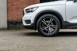 Volvo XC40 Volvo XC40 2.0 T4 R-Design Pano / Camera / Apple Car Play - afbeelding nr 6