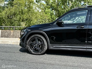 Mercedes-Benz GLB Mercedes GLB 200 4MATIC AMG Line | Pano | Sfeer | CarPlay - afbeelding nr 11