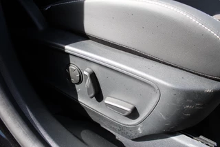 Ford Kuga | BLIS | B&O | Trekhaak | Navigatie | Winterpack - afbeelding nr 49