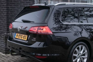 Volkswagen Golf - All-in rijklrprs | Navi | Massage | Stoel verw. - afbeelding nr 34