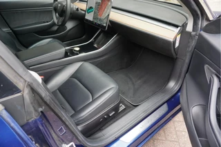 Tesla Model 3 Tesla Model 3 Long Range AWD 75 kWh Dual Motor | Nederlandse BTW auto | 351 pk | Panorama | Auto Pilot | Leer | Electrische stoelen met memory en verwarming | 19inch sportvelgen - afbeelding nr 26