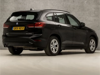 BMW X1 221Pk Automaat (GROOT NAVI, CLIMATE, ALCANTARA, ELEK ACHTERKLEP, SPORTSTOELEN, PARKEERSENSOREN, LED KOPLAMPEN, DAB+, NIEUWSTAAT) - afbeelding nr 5