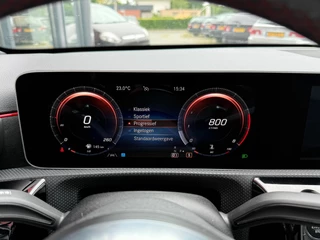Mercedes-Benz A-Klasse Mercedes-Benz A-klasse A 200 AMG AUT NAP Widescreen Camera - afbeelding nr 26