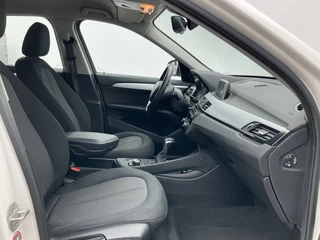 BMW X1 BMW X1 sDrive 2.0D 150pk Executive Automaat Trekhaak Clima Cruise Stoelverw Voll.Onderhouden! - afbeelding nr 19