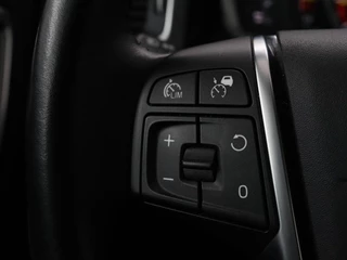 Volvo S60 Volvo S60 1.5 T2 Nordic+ | 78.200km NAP | Schuifdak |  Stoelverwarming | Adaptive cruise | Camera | Navigatie | Xenon | BLIS | Park Assist | Memory - afbeelding nr 16