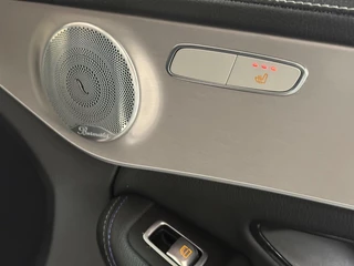 Mercedes-Benz C-Klasse Mercedes-Benz C-klasse 300 de Premium Plus Pack AMG Night | Pano | Keyless | Multibeam | Stoelverwarming - afbeelding nr 19