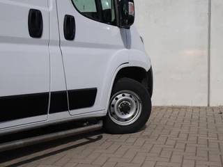 Fiat Ducato Fiat Ducato 3.0t 120 PK L2H2 | 3-Zits | Carplay | Clima | Camera | Betimmeri - afbeelding nr 8