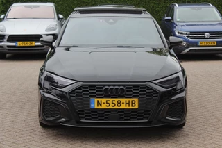 Audi A3 Audi A3 Limousine 30 TFSI S edition / Panoramadak / Camera / Head-up / Luxe Leder / B&O / Carbon spoiler / Dodehoek / Navigatie / ACC / DAB - afbeelding nr 8