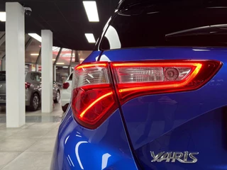 Toyota Yaris Toyota Yaris 1.5 Hybrid Bi-Tone| Lane | Camera | LED |Keyles - afbeelding nr 10