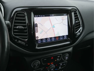 Jeep Compass Aut. *LEATHER-MICROFIBRE | NAVI-FULLMAP | KEYLESS | CAMERA | HEATED-SEATS | COMFORT-SEATS | DAB+ | ECC | LANE-ASSIST | PDC | CRUISE | 19''ALU* - afbeelding nr 15