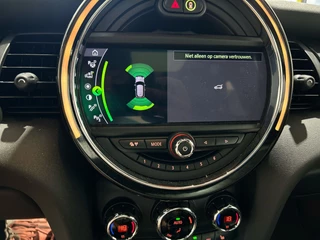 MINI Electric MINI Electric Mini Yours 33 kWh | Elektrisch schuif/kantel panoramadak | Harman & Kardon | Verwarmde voorstoelen | SoH (batterijcheck) 97 % score! - afbeelding nr 14