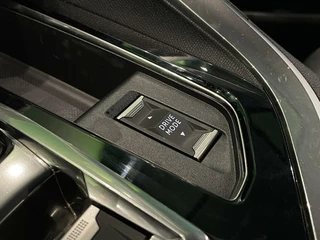 Peugeot 3008 Peugeot 3008 1.6 HYbrid 225 Road Trip | 25.000 KM | - afbeelding nr 36