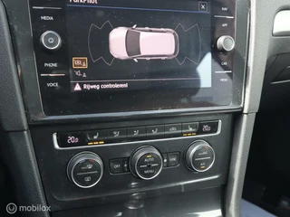 Volkswagen Golf Volkswagen Golf 1.0 TSI R-Line CarPlay ACC PDC Massage - afbeelding nr 7