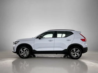 Volvo XC40 Volvo XC40 2.0 B4 Plus Dark - afbeelding nr 2