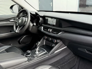 Alfa Romeo Stelvio Alfa Romeo Stelvio 2.2d AWD Autom Led Cruise Carplay Camera 2018 Vol Opties Eerste Eigenaar Hoge Instap - afbeelding nr 4