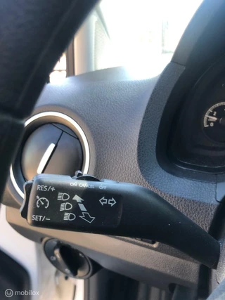 Škoda Citigo Skoda Citigo 1.0 5DRS AIRCO ELL PAK CRUISE LED N.A.P - afbeelding nr 8