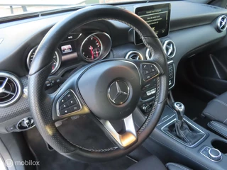 Mercedes-Benz A-Klasse Mercedes A-klasse 180 Prestige/nav/pdc v-a/zwarte hemel/17