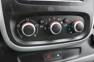Renault Trafic - Airco - Cruise - Navi - € 12.900 - Excl. - afbeelding nr 9