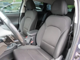 Hyundai i30 Hyundai i30 1.4 T-GDI Aut. Ecc Cruise Navi Trekhaak Pdc 2018 - afbeelding nr 11