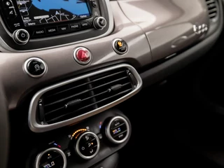 Fiat 500X Fiat 500X 1.4 Turbo MultiAir Lounge 141Pk Automaat (NAVIGATIE, LEDER, CLIMATE, CRUISE, KEYLESS, PARKEERSENSOREN, SPORTSTOELEN, GETINT GLAS, LM VELGEN, NIEUWSTAAT) - afbeelding nr 25