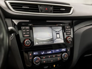 Nissan QASHQAI Automaat (PANORAMADAK, NAVIGATIE, CLIMATE, 360 CAMERA, GETINT GLAS, SPORTSTOELEN, CRUISE, LM VELGEN, PARKEERSENSOREN, NIEUWSTAAT) - afbeelding nr 17